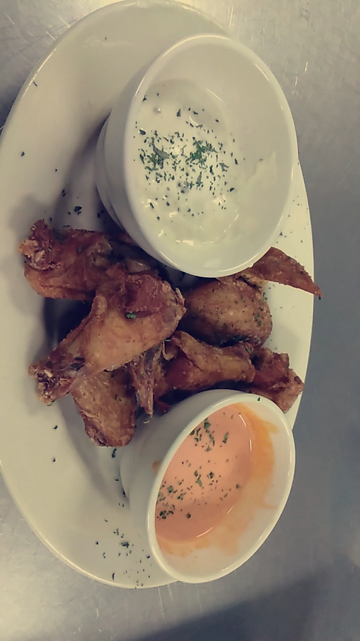 Lucky Louie's Cafe photo 4