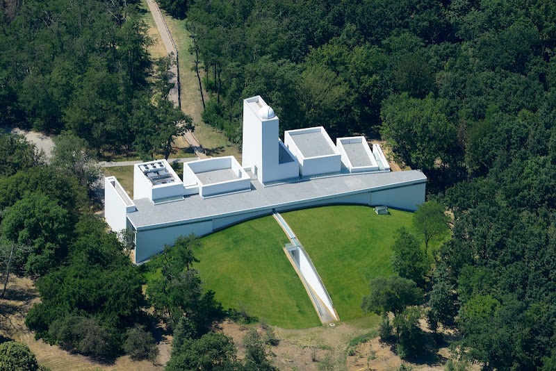 Agora Science Adventure Center