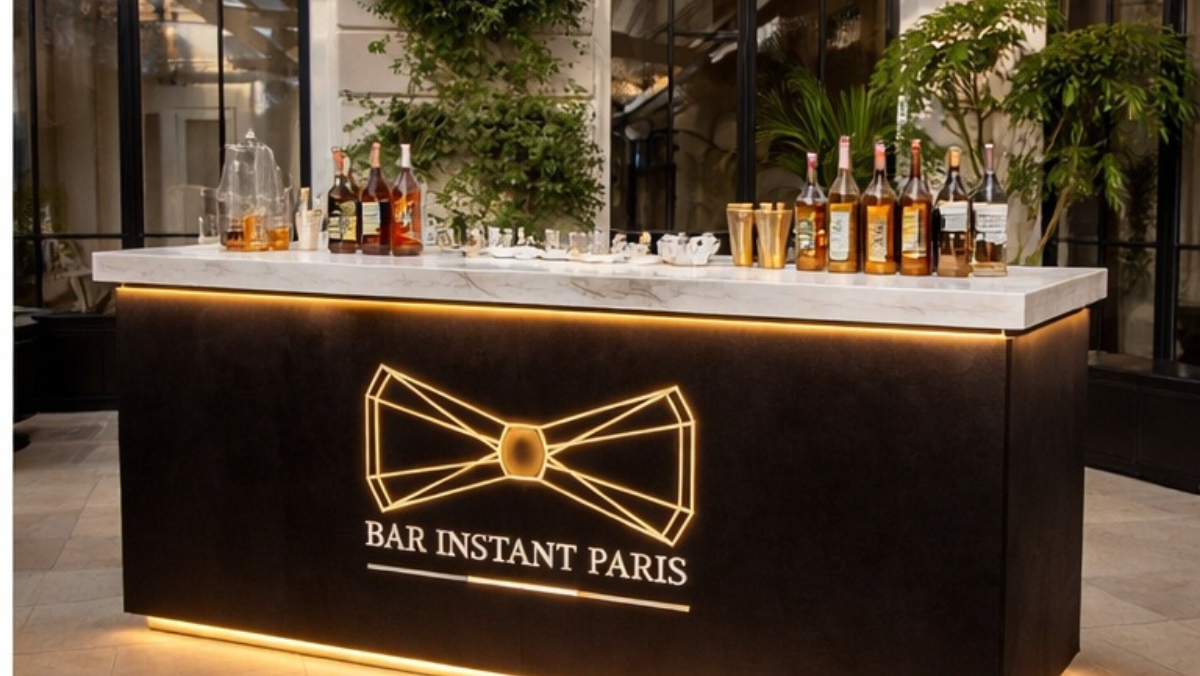 BAR INSTANT PARIS, vue extérieure