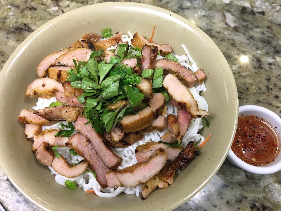 Basil Park Circle photo 2