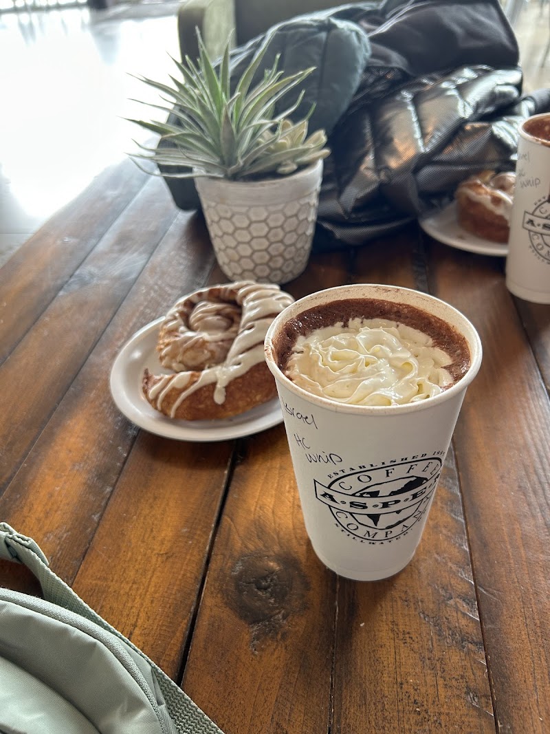 Aspen Coffee Company Lakeview photo 3