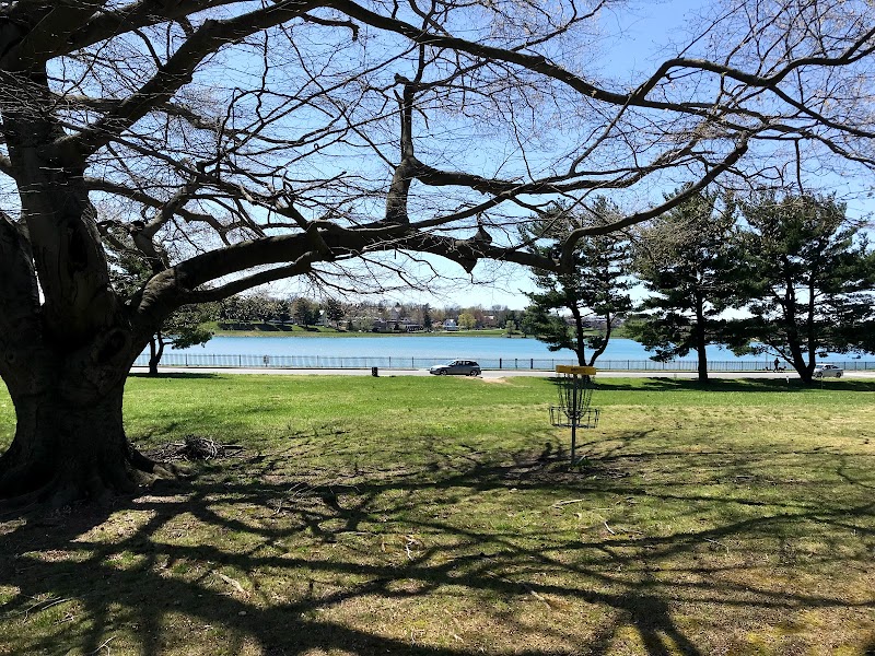 Lake Montebello Disc Golf Course photo 3