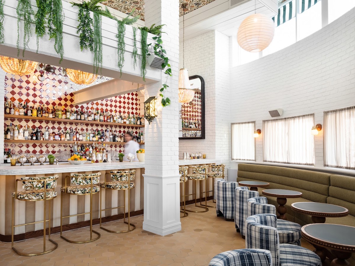 Palihouse West Hollywood, dog-friendly hotel, photo 5