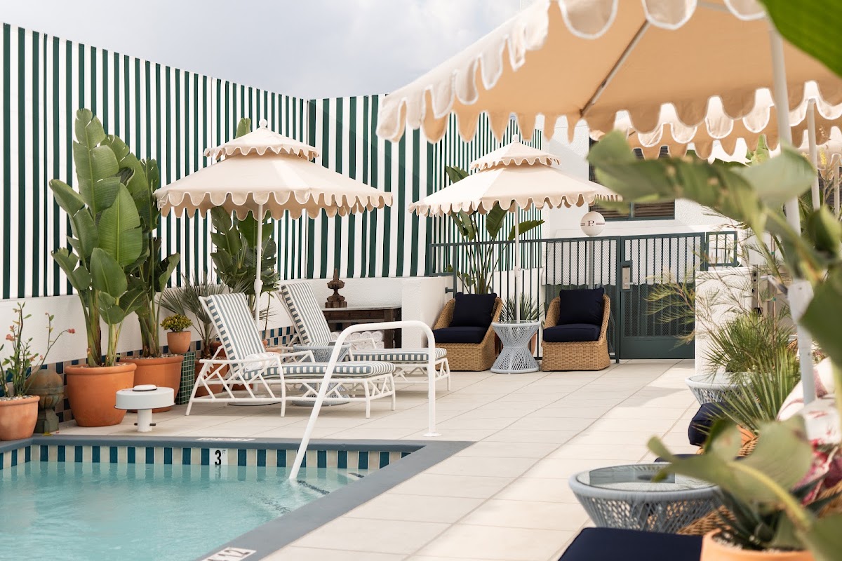 Palihouse West Hollywood, dog-friendly hotel, photo 2