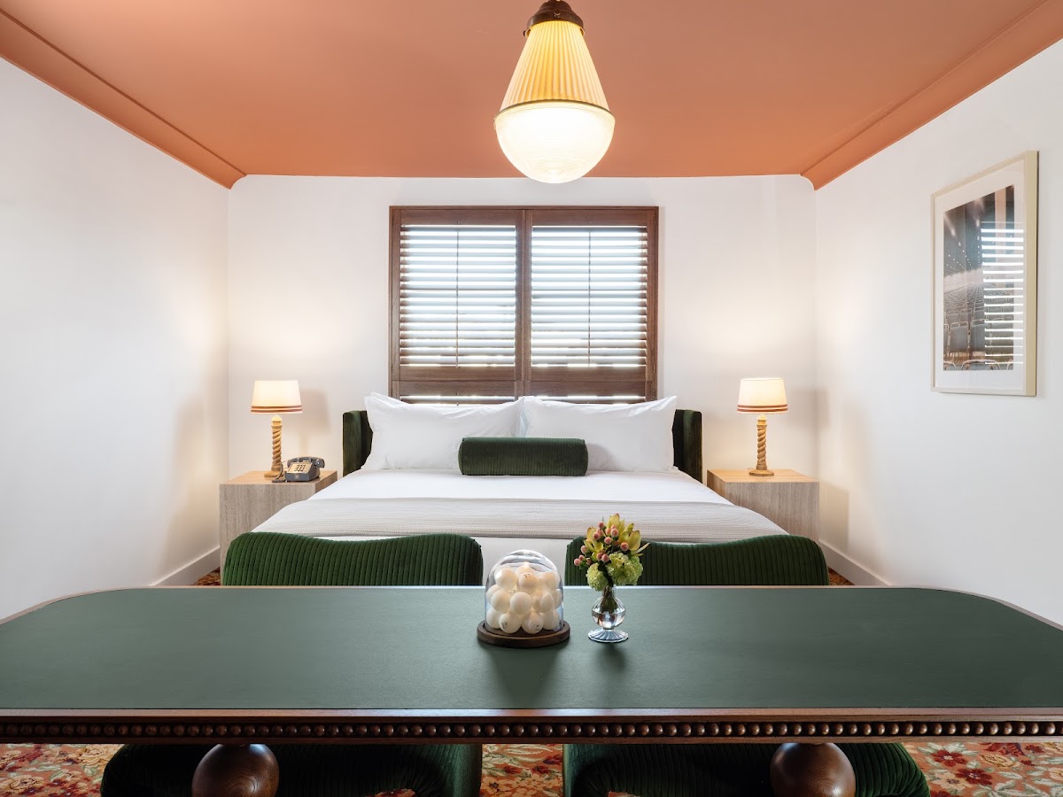 Palihouse West Hollywood, dog-friendly hotel, photo 3