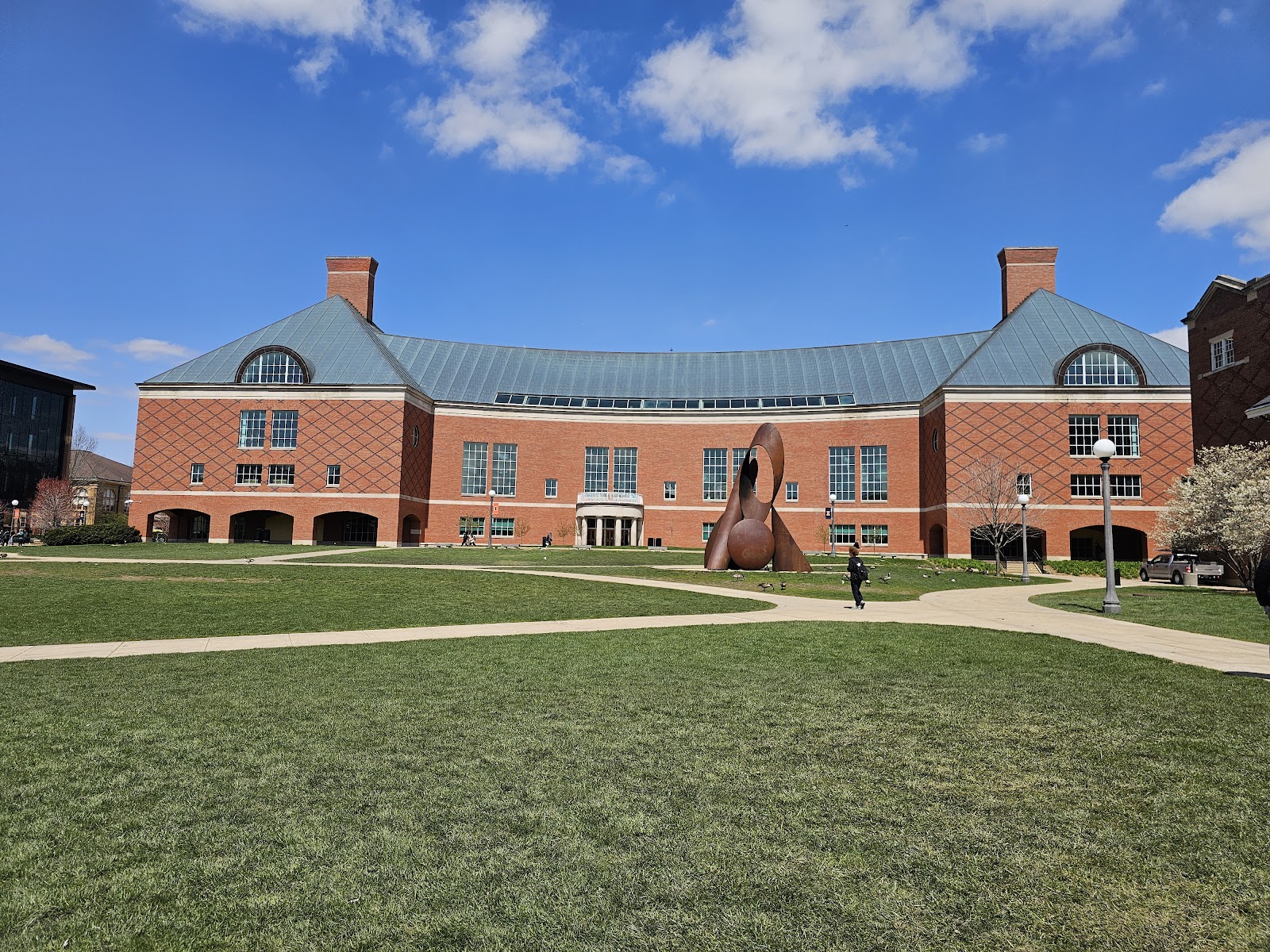 イリノイ大学アーバナ・シャンペーン校（University of Illinois Urbana-Champaign）（Champaign、イリノイ州）