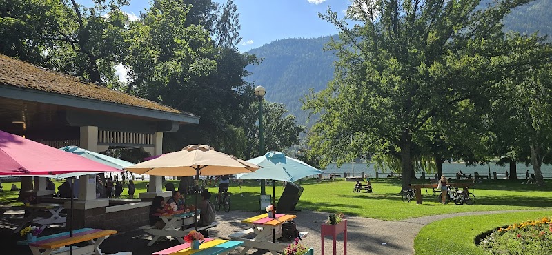 Rose Garden Cafe photo 4