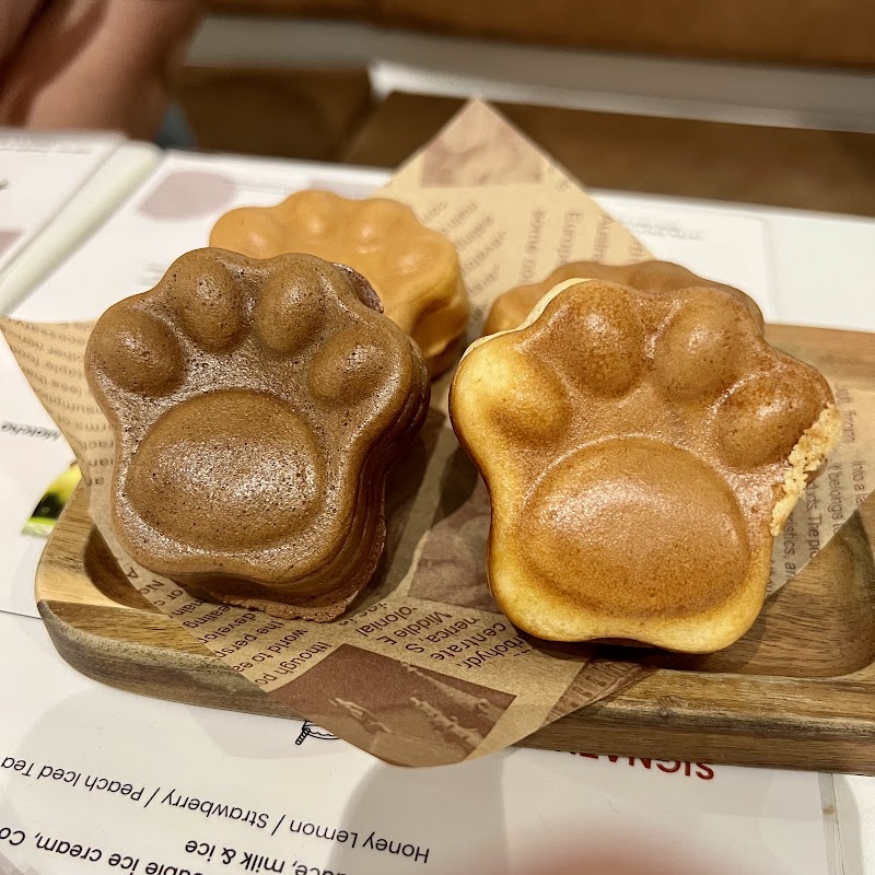 MEOW WAFFEE - Meow Waffles & Coffee photo 7