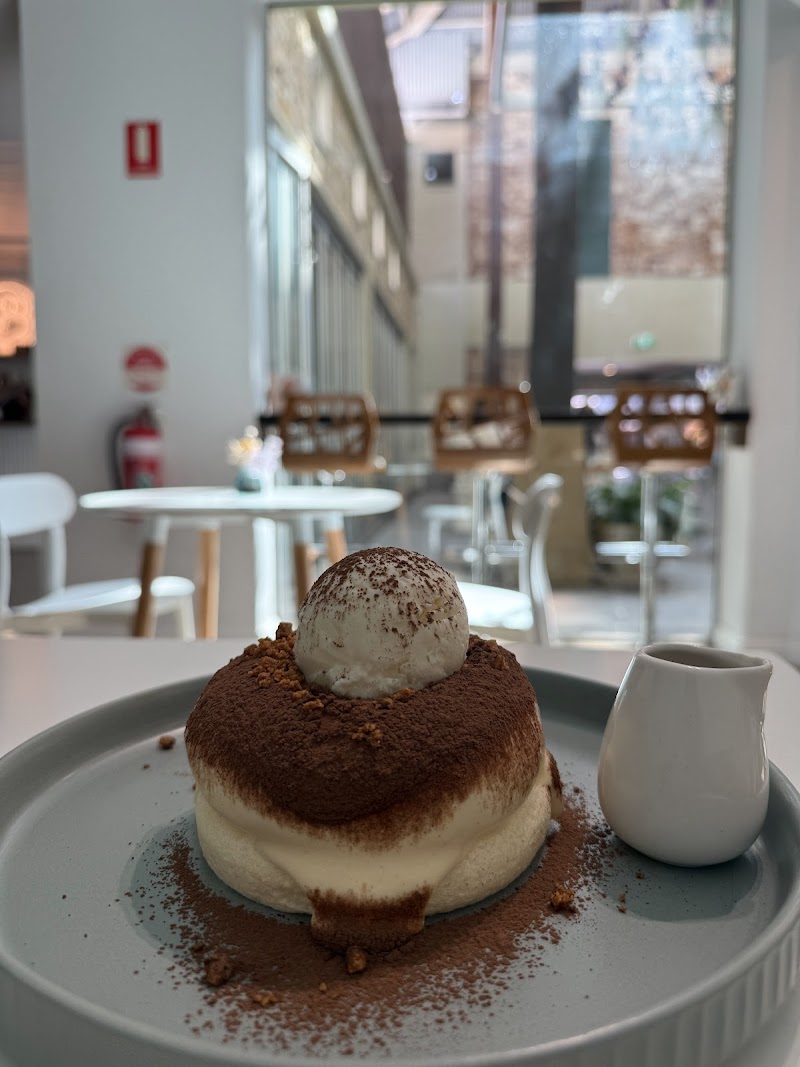 MEOW WAFFEE - Meow Waffles & Coffee photo 4