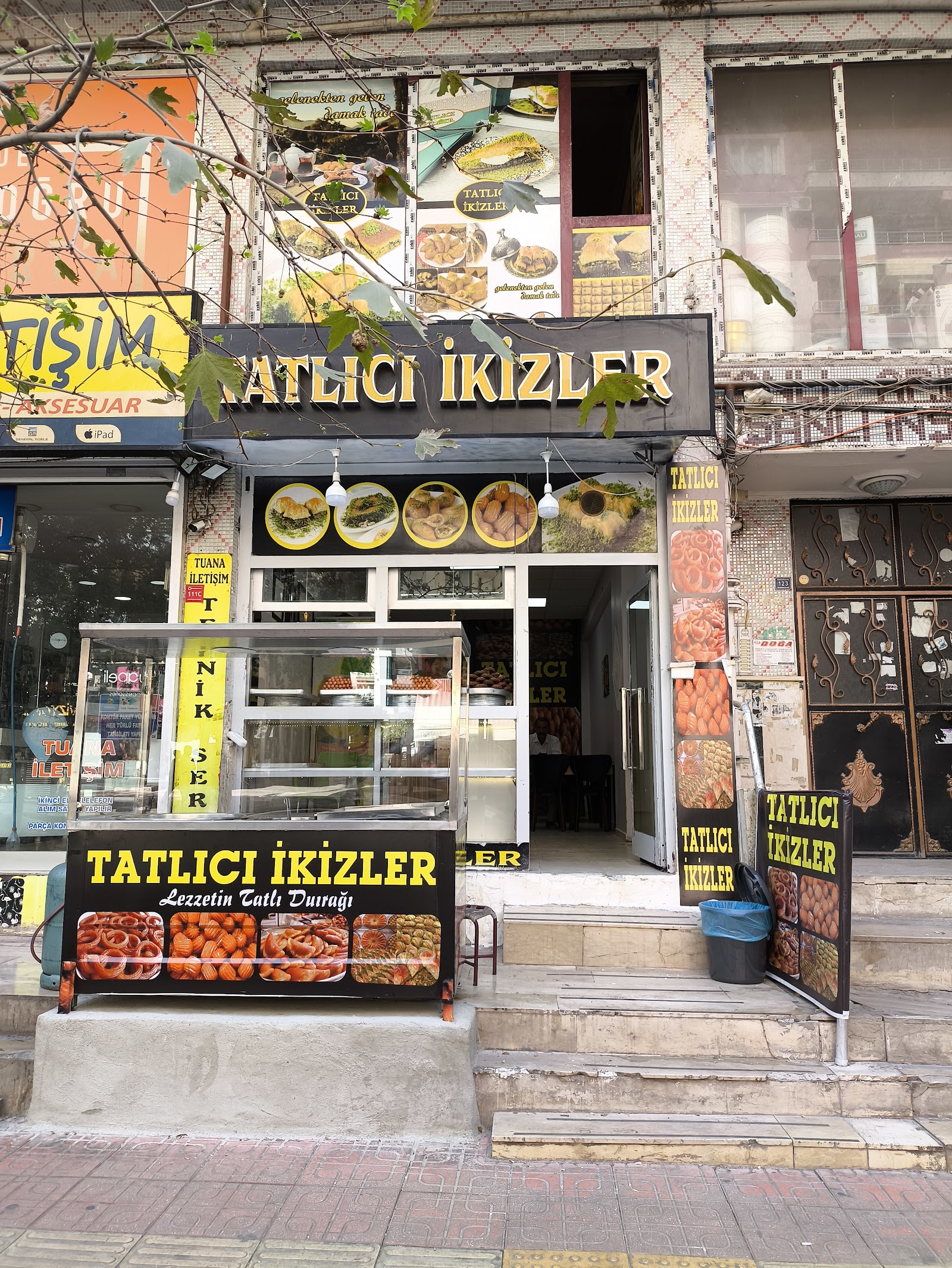 SİİRT TATLICI İKİZLER mekanı