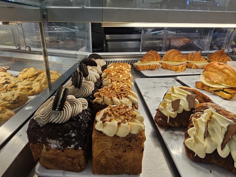 Mister Croissant Bakery & Cafe photo 4