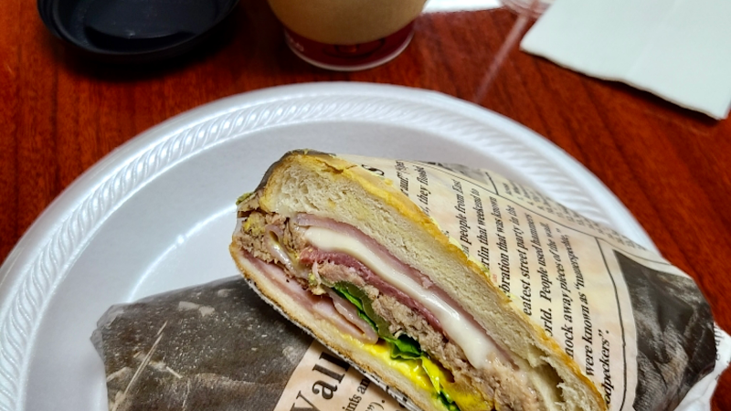 Cali Cafe photo 2