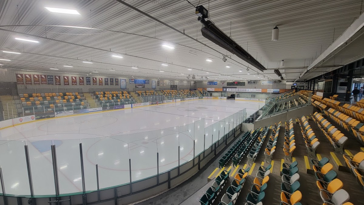 Nelson & District Community Complex exterior — Nelson, Canada