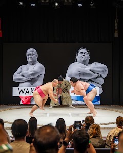 THE SUMO HALL 日楽座 OSAKA