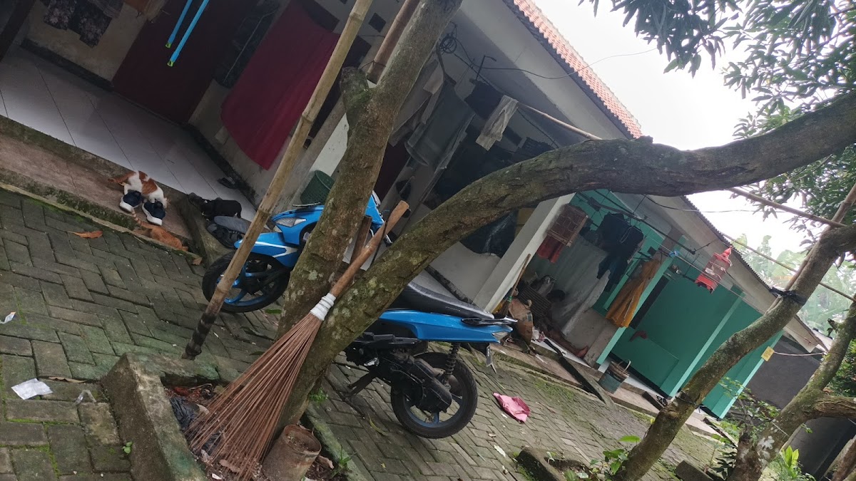 Kontrakan h. Wirta