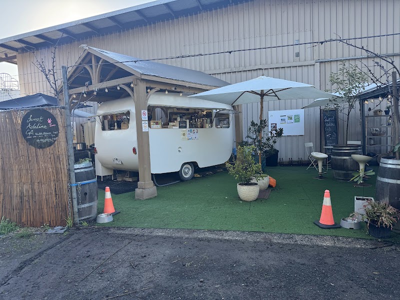 Sweet Adeline by the Barwon photo 3