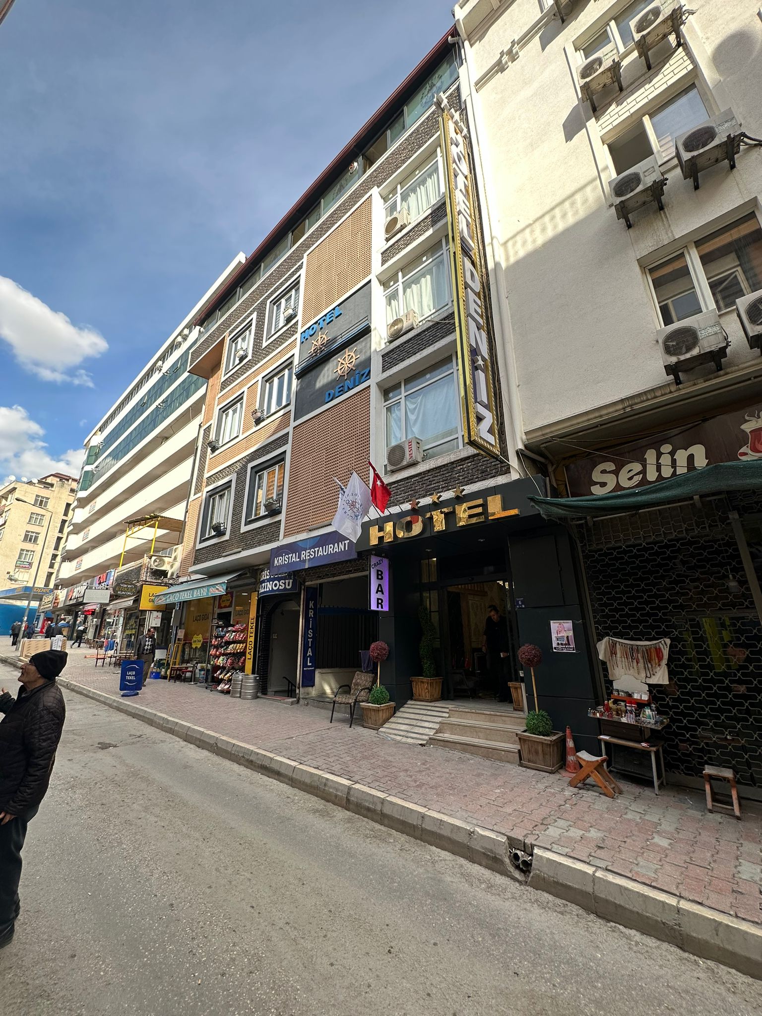 Denizler hotel mekanı