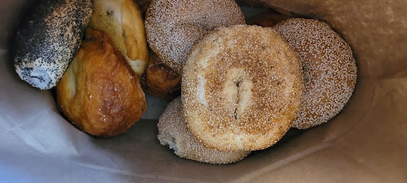 Uncommon Grounds Coffee & Bagels - Western Avenue photo 3