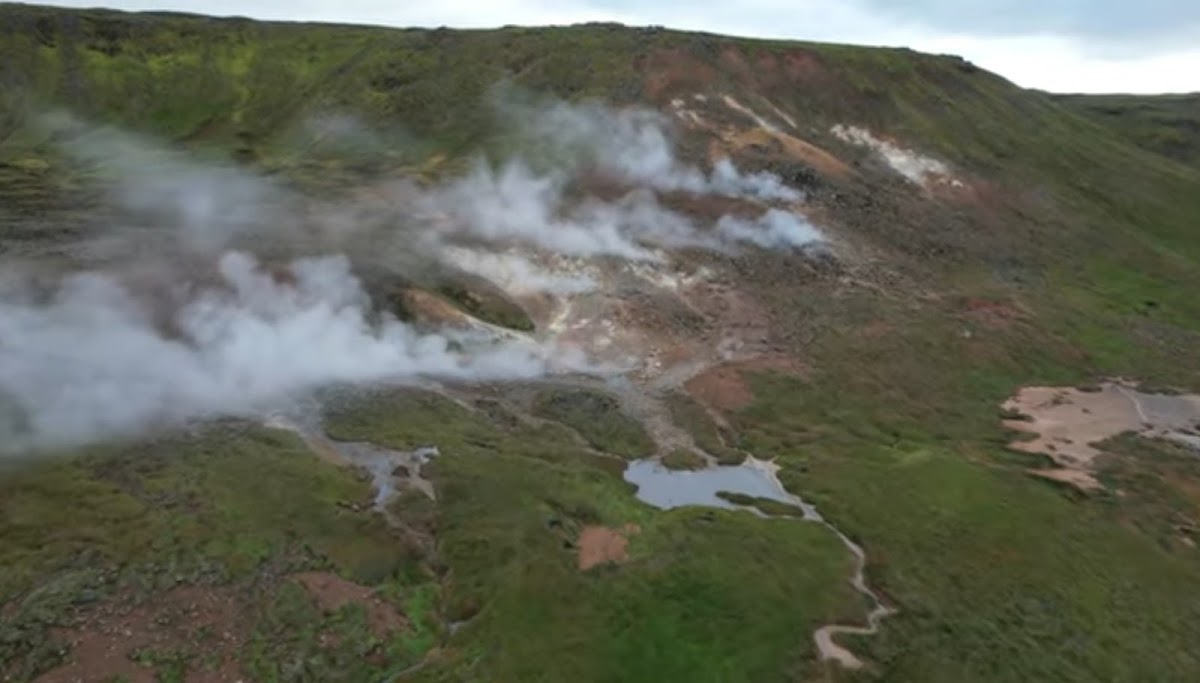 Hverahlíð Hot Springs