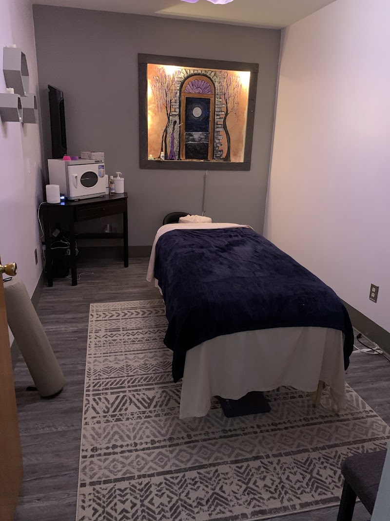 Healing Hippie: Therapeutic Massage & Reiki