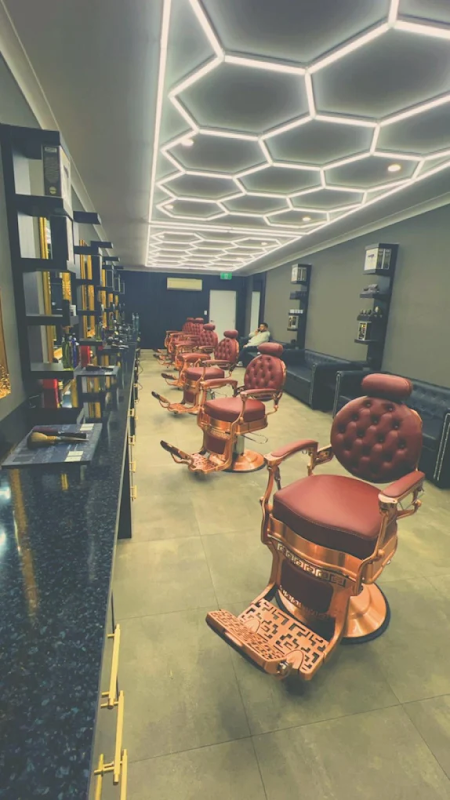 CRAZYY CUTZZZ photo 1