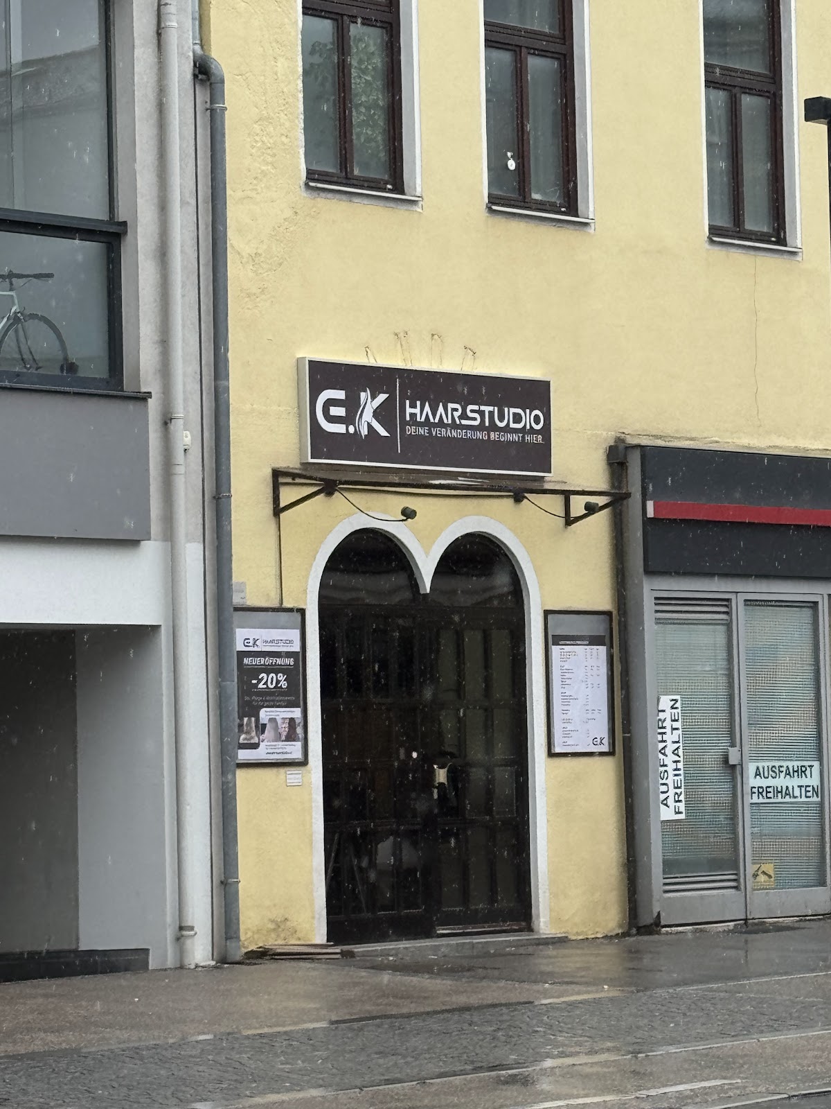 Trevor Sorbie Salon Logo