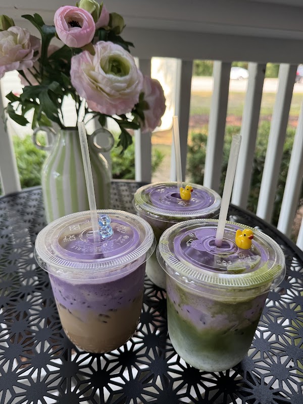 Harlow and Pearl photo 2