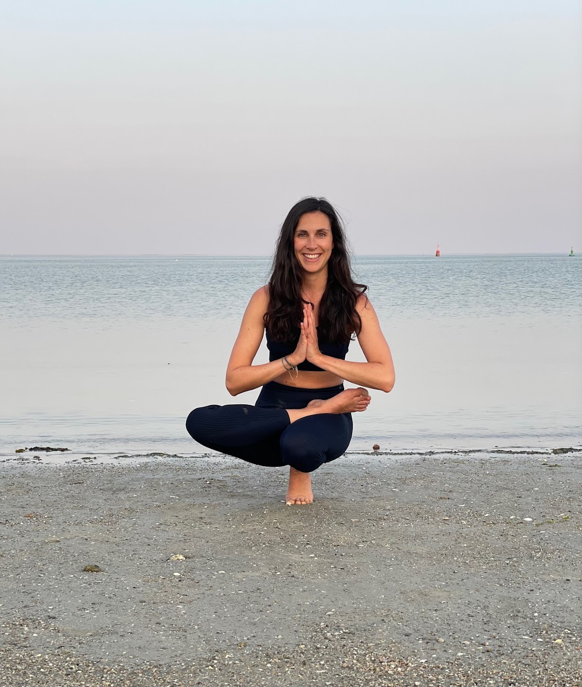Alma Naturo Yoga Professeure De Yoga Et Naturopathe Spécialisée En Santé Féminine — 3