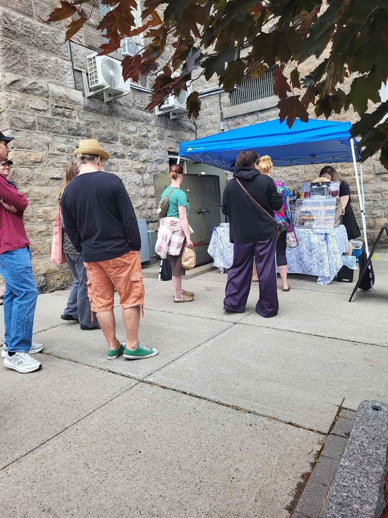 Queen Bee’s Cafe photo 2