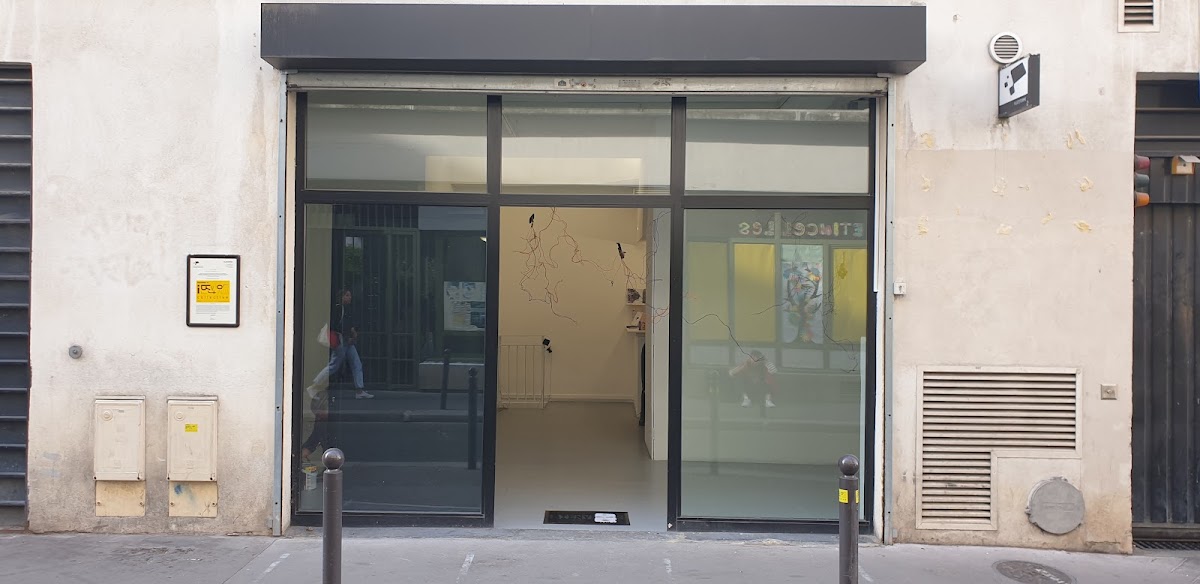 Plateforme, vue extérieure