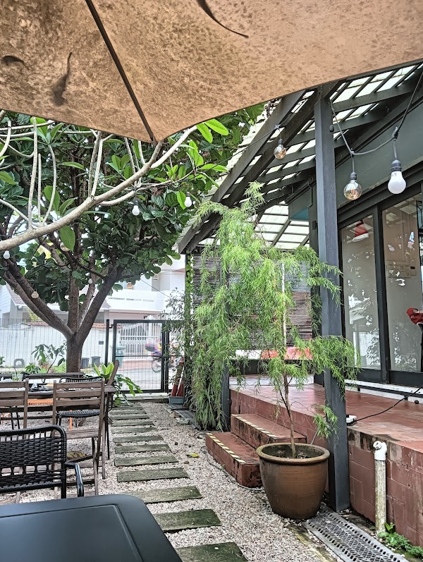 Drum & Desk - Photo 1