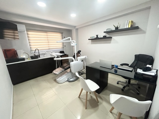 Santiago Lotus Dental - Imagen 1