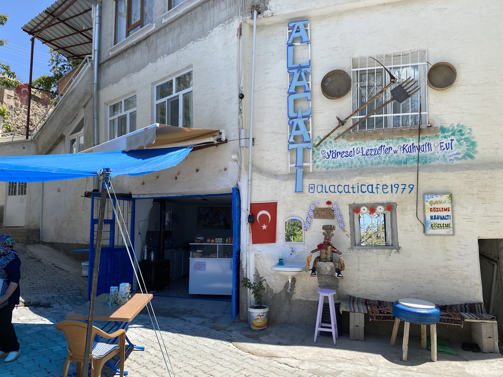 NİĞDE YEŞİLBURÇ ÂLÂ ÇATI mekanı