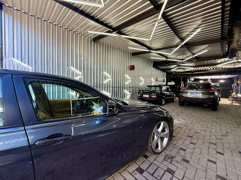 Foto de Perfect Clean - Estética Automotiva, Auto Center e Produtos em Curitiba