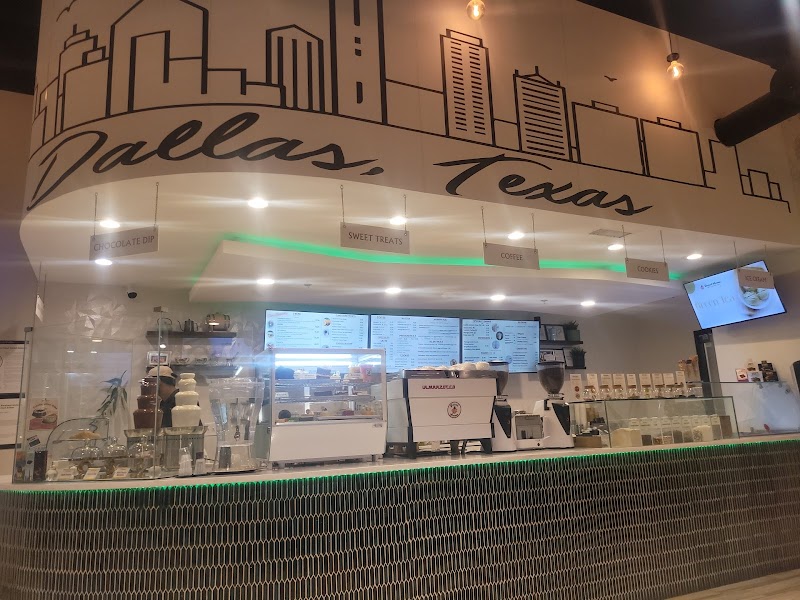 Dessert Avenue photo 2