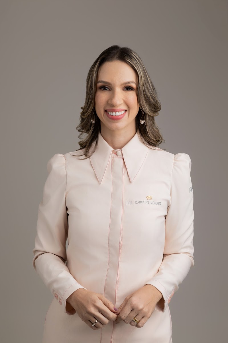 Dra. Caroline Moraes - Odontopediatra e Invisalign Doctor em Vitória-ES