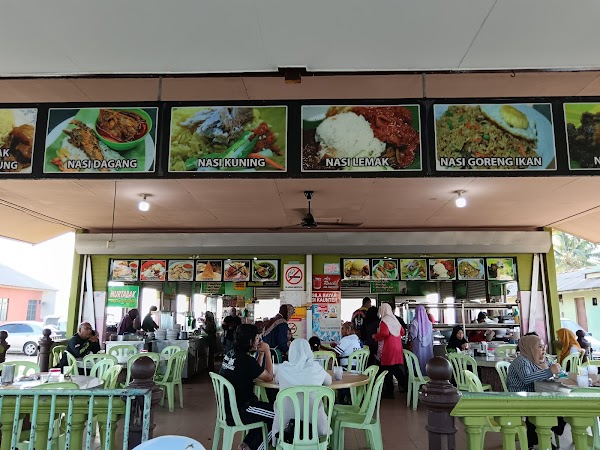 Warung Rusila - Photo 1