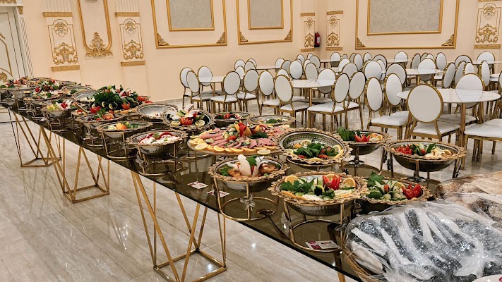 بوفيهات أذواق القمة