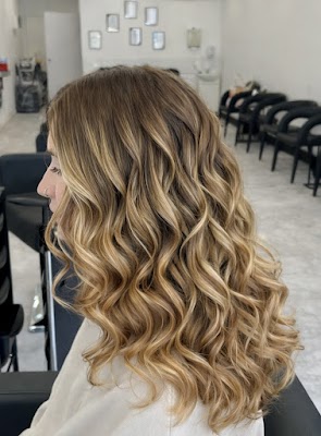 Artemis hair and beauty photo 2