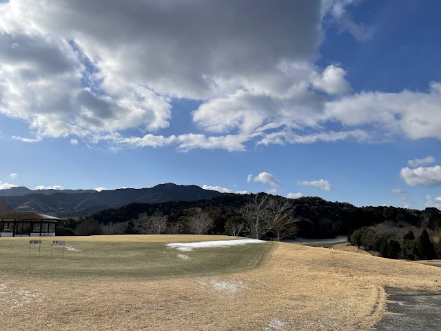 Yanai Country Club - Photo 2