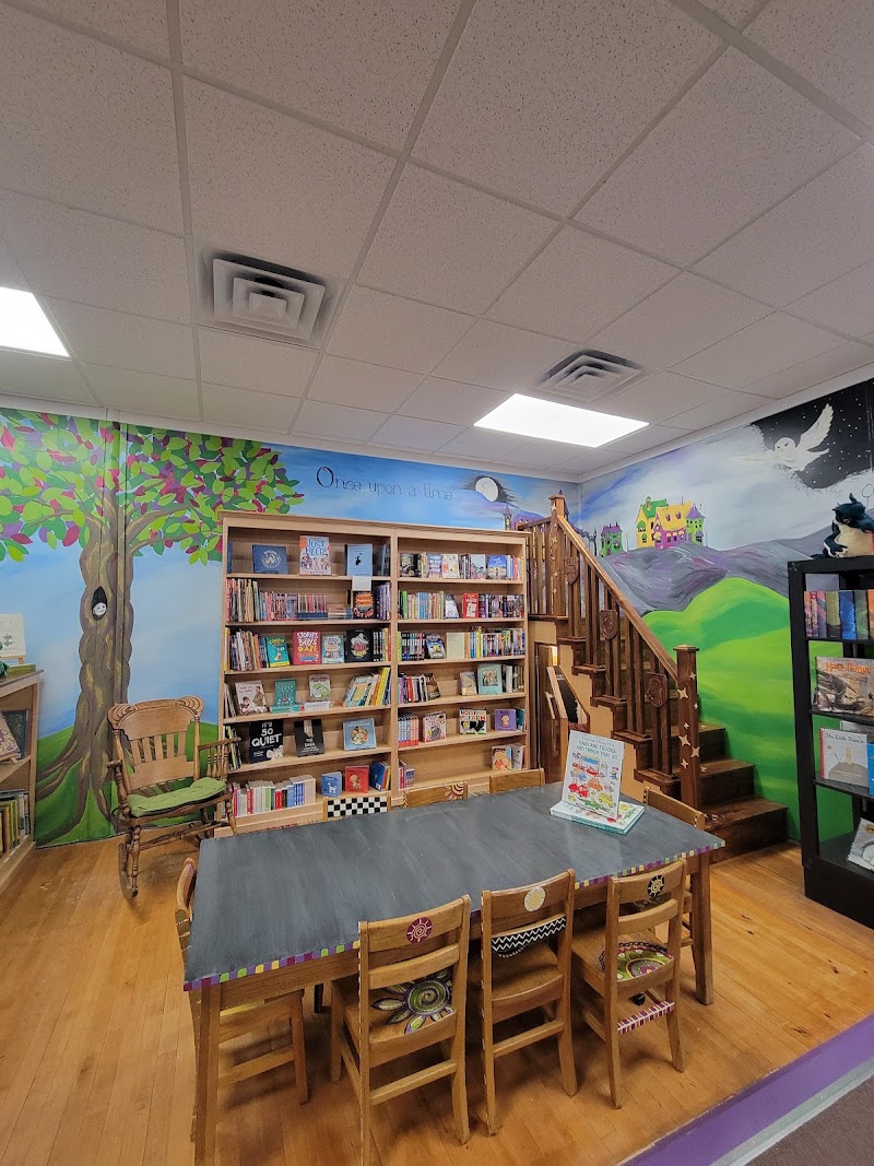 Ballyhoo Books & Brew photo 2