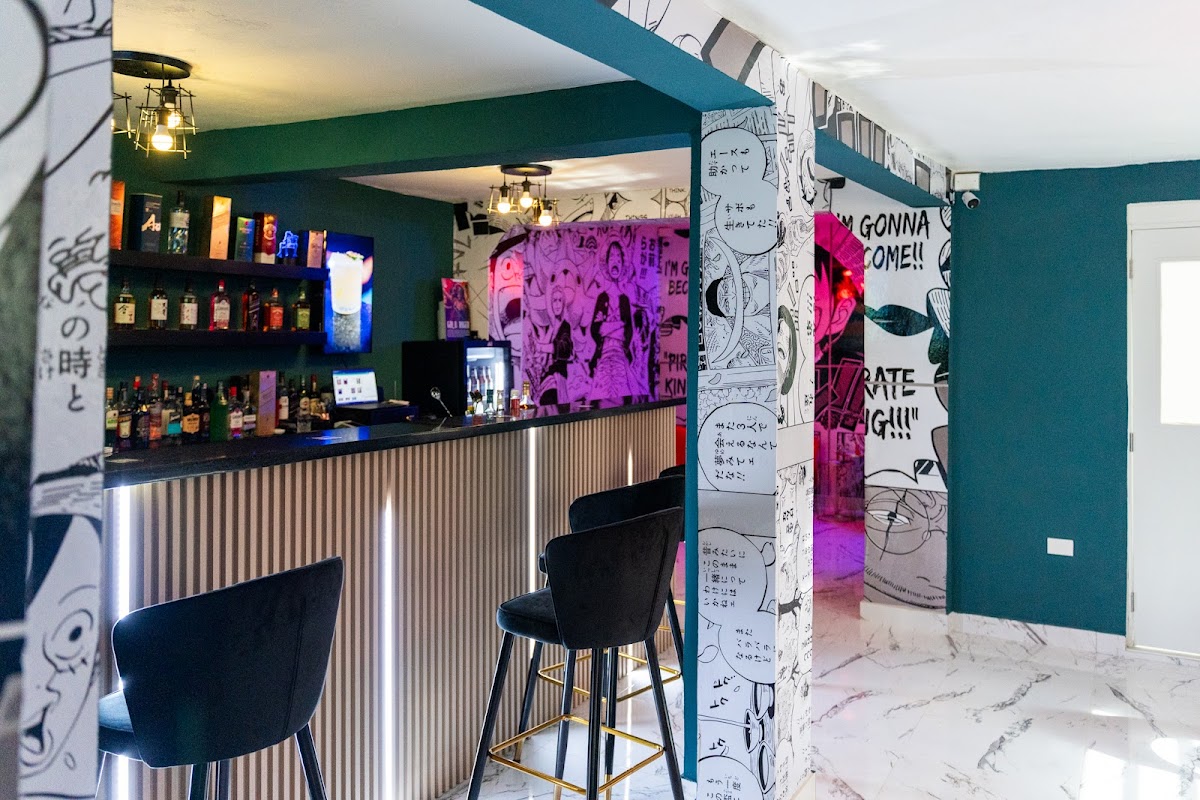 TOP Anime Bar - Imagen 1