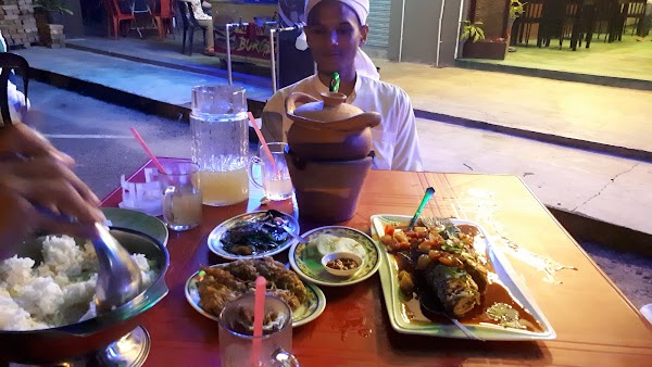 Puteri Thai Seafood - Photo 1