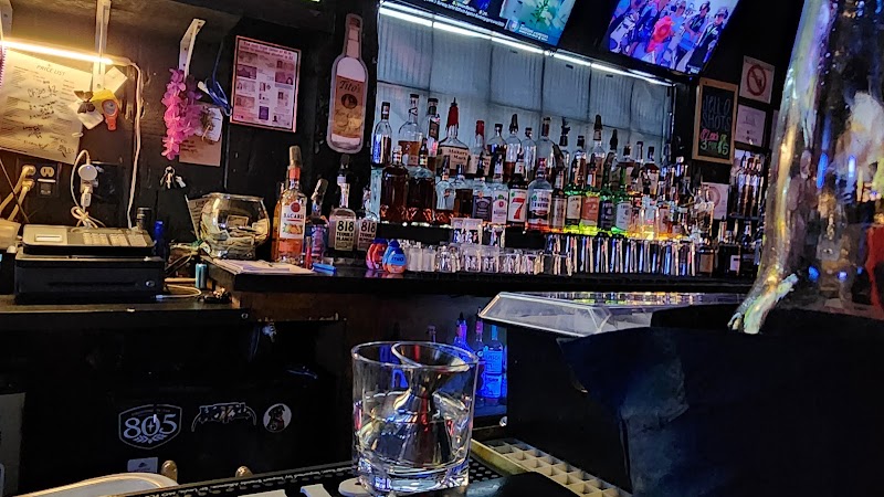 P C's Lounge photo 4