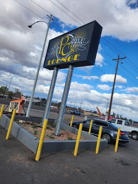 P C's Lounge photo 3