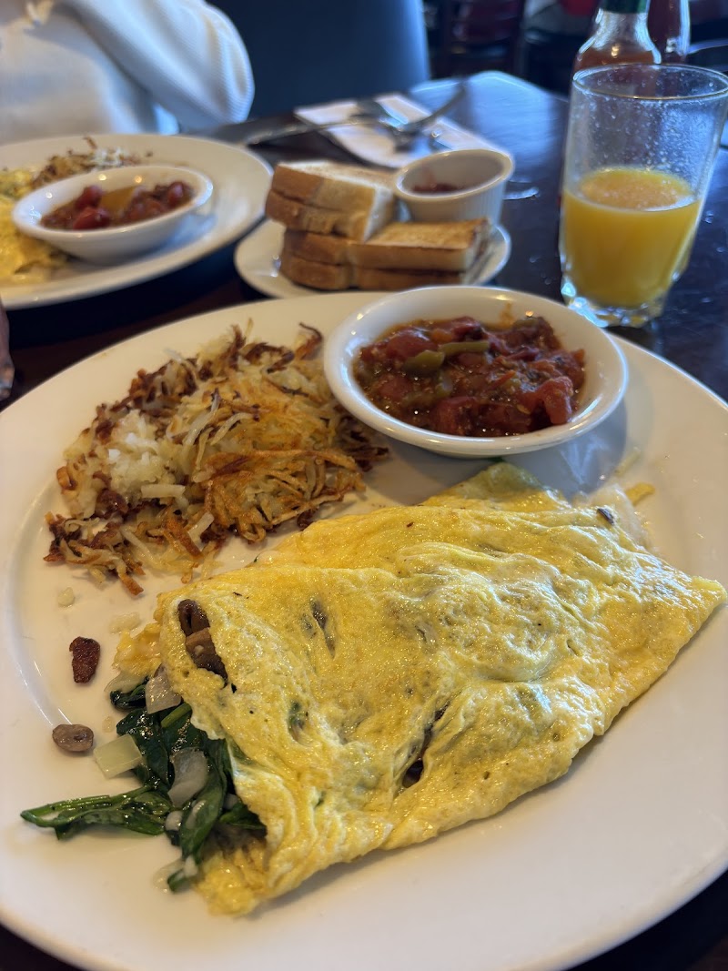 Dorn's Breakers Cafe photo 3