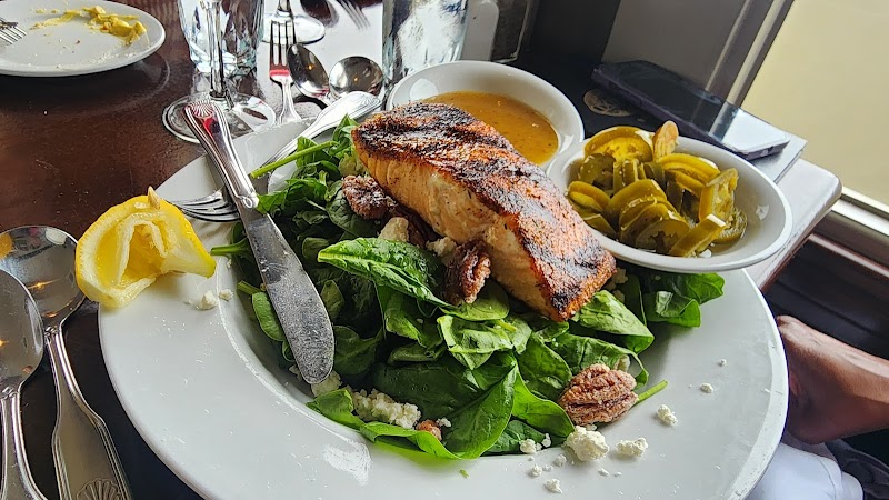 Dorn's Breakers Cafe photo 2