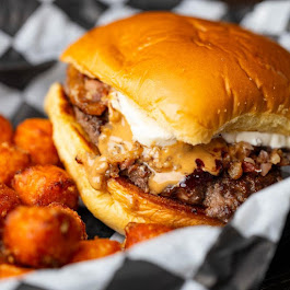 Sneaky's Bar & Burger Joint photo 2