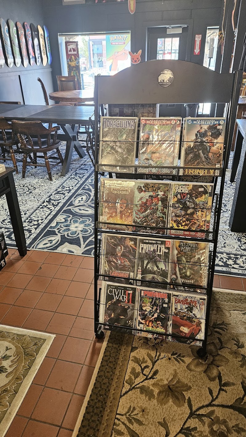 Schmoley's Gaming Cave Cafe photo 4