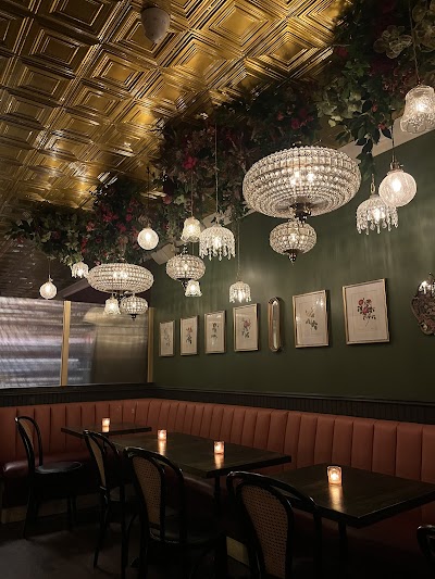 Bar Louise photo 3